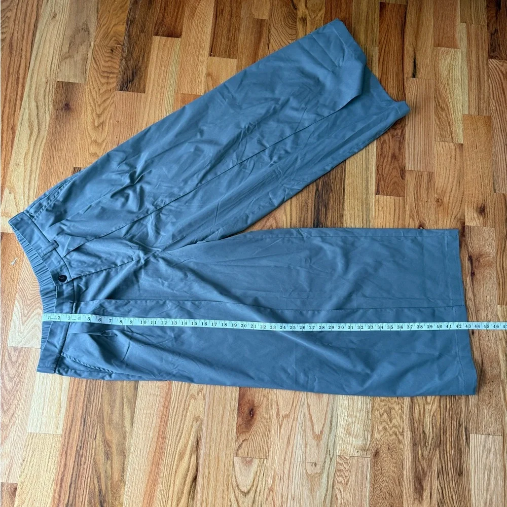 Gray Wide Leg Pants with Pleated Front - Picture 8 of 15